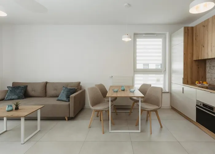 Apartament Bravo, F216