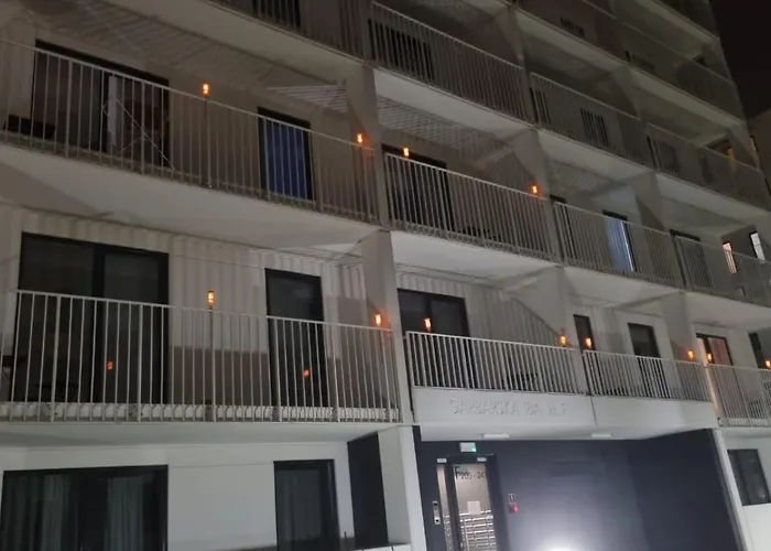 Apartament Bravo, F216