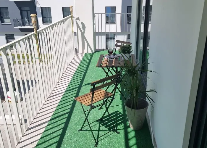 Apartament Bravo, F216